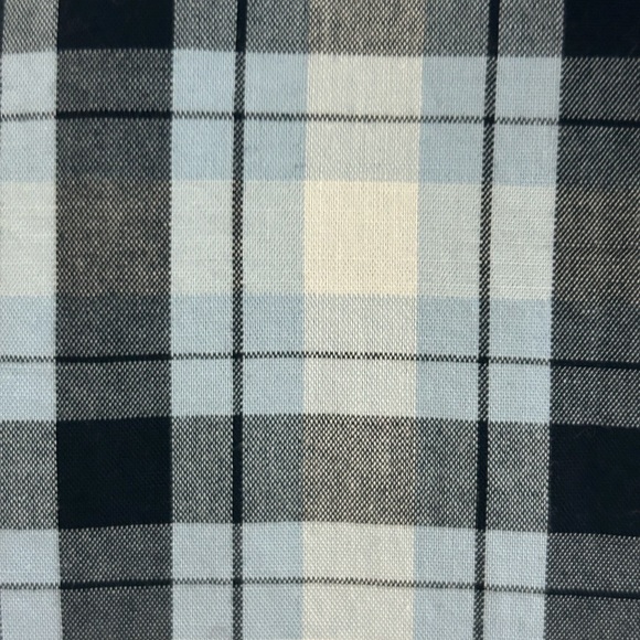 Men’s “ST.JOHNS BAY” Blue/Black Short Sleeved Plaid Button Down Shirt - SIZE:M - Picture 4 of 4